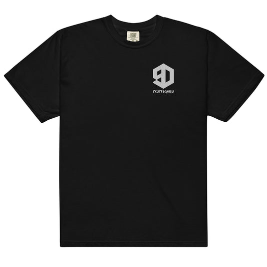 9D Skateboards Schweres textilgefärbtes Unisex-T-Shirt Stick